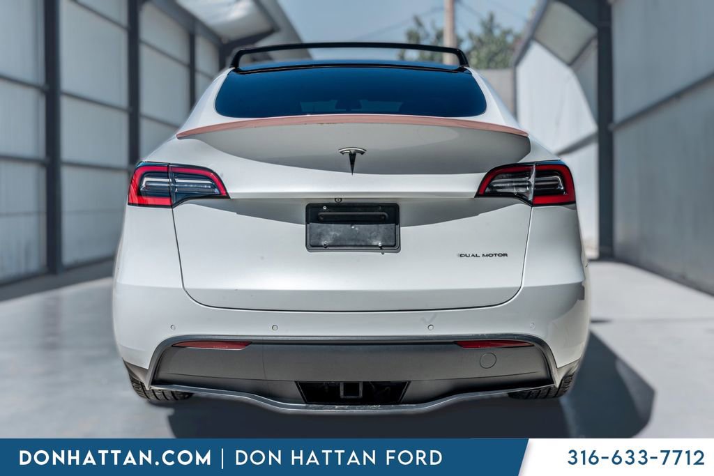 Used 2021 Tesla Model Y Long Range AWD/4WD image 28