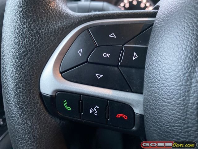 Used 2018 Jeep Renegade Sport w/ Power & Air Group image 18