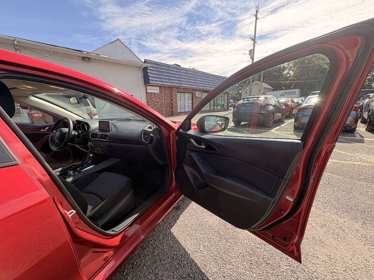 Used 2015 MAZDA MAZDA3 i Sport FWD image 19