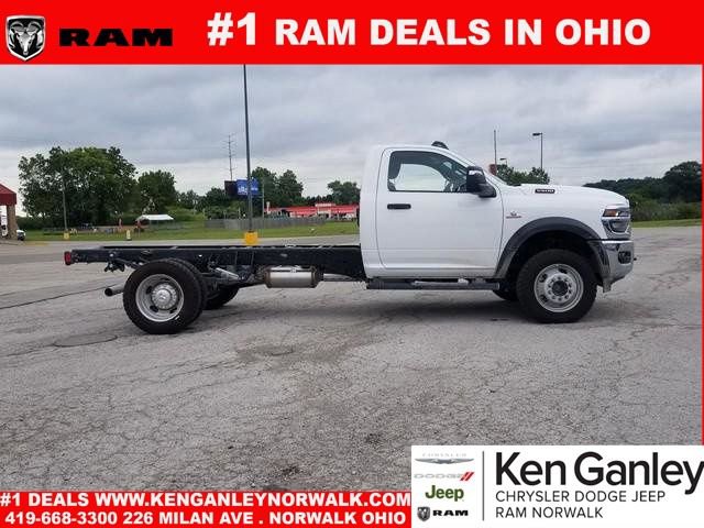New 2026 RAM 5500 Tradesman w/ Chrome Appearance Group image 6