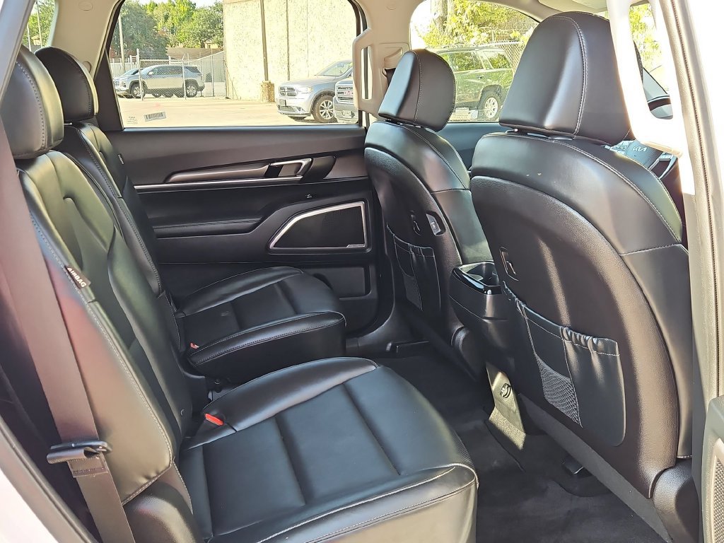 Used 2025 Kia Telluride S AWD/4WD image 31