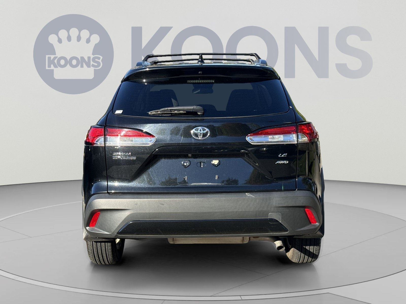 Used 2023 Toyota Corolla Cross LE AWD/4WD image 5