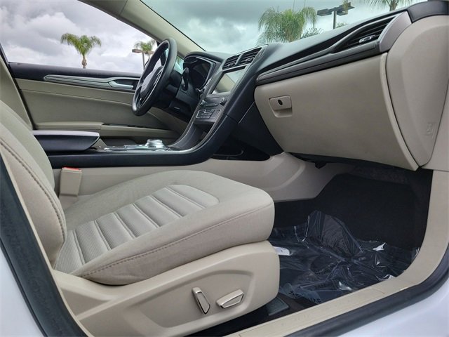 Used 2019 Ford Fusion SE image 23