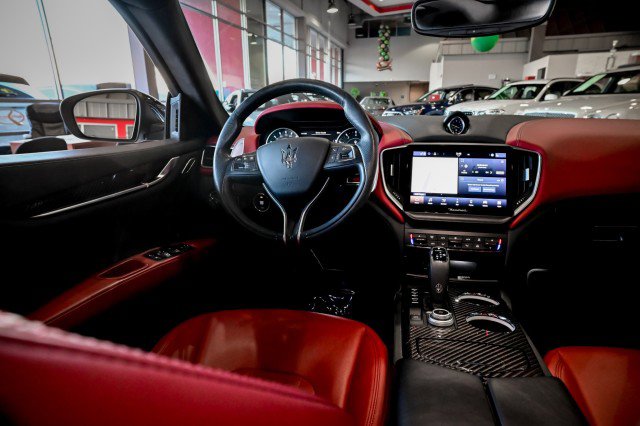 Used 2022 Maserati Ghibli Modena Q4 image 28