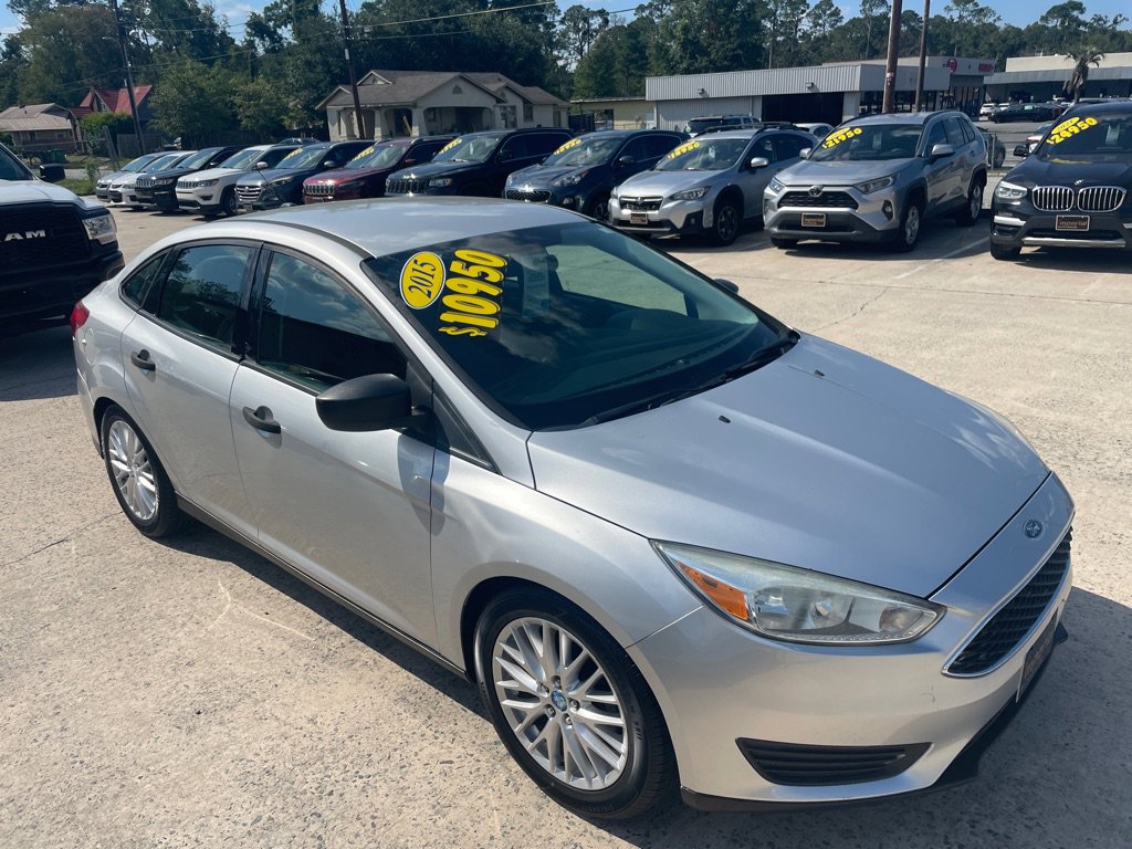 Used 2015 Ford Focus S FWD image 4