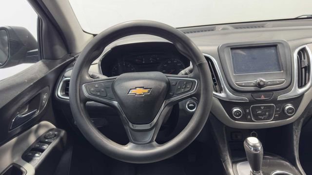 Used 2018 Chevrolet Equinox LS FWD image 19