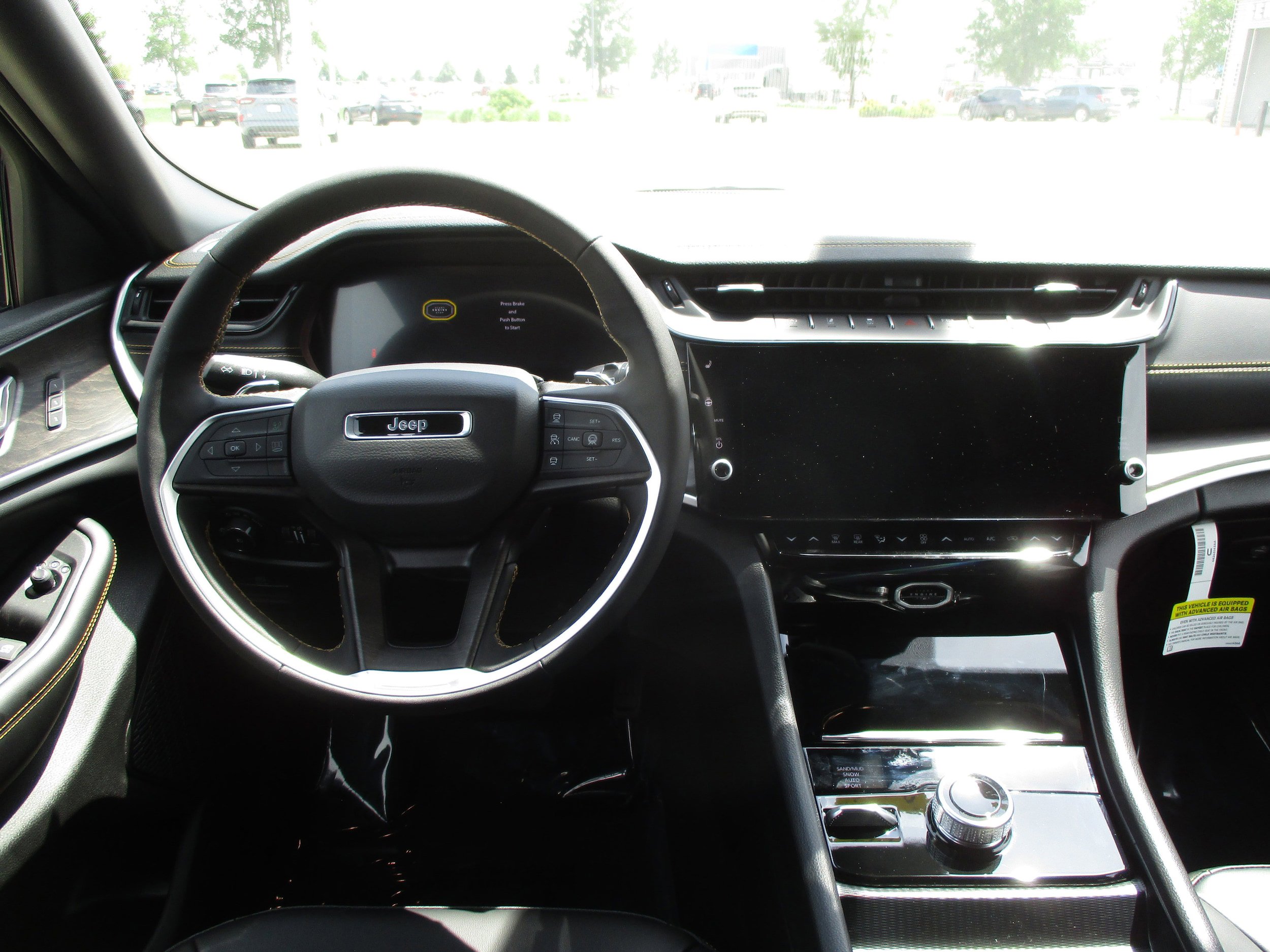 New 2026 Jeep Grand Cherokee Limited AWD/4WD image 15
