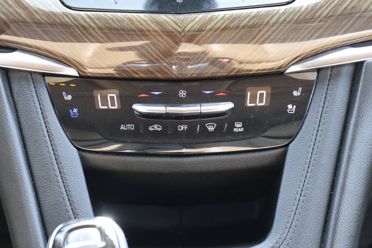 Used 2021 Cadillac XT6 Sport w/ Platinum Package AWD/4WD image 22
