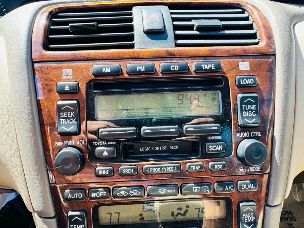 Used 2004 Toyota Avalon XL FWD image 18