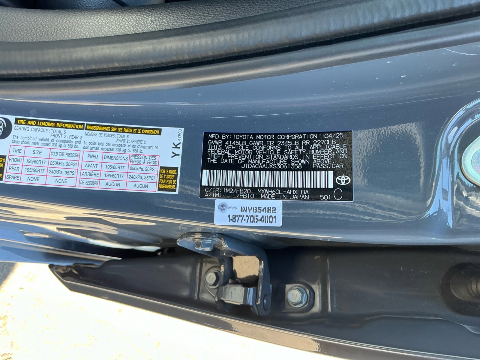 Used 2025 Toyota Prius LE image 24