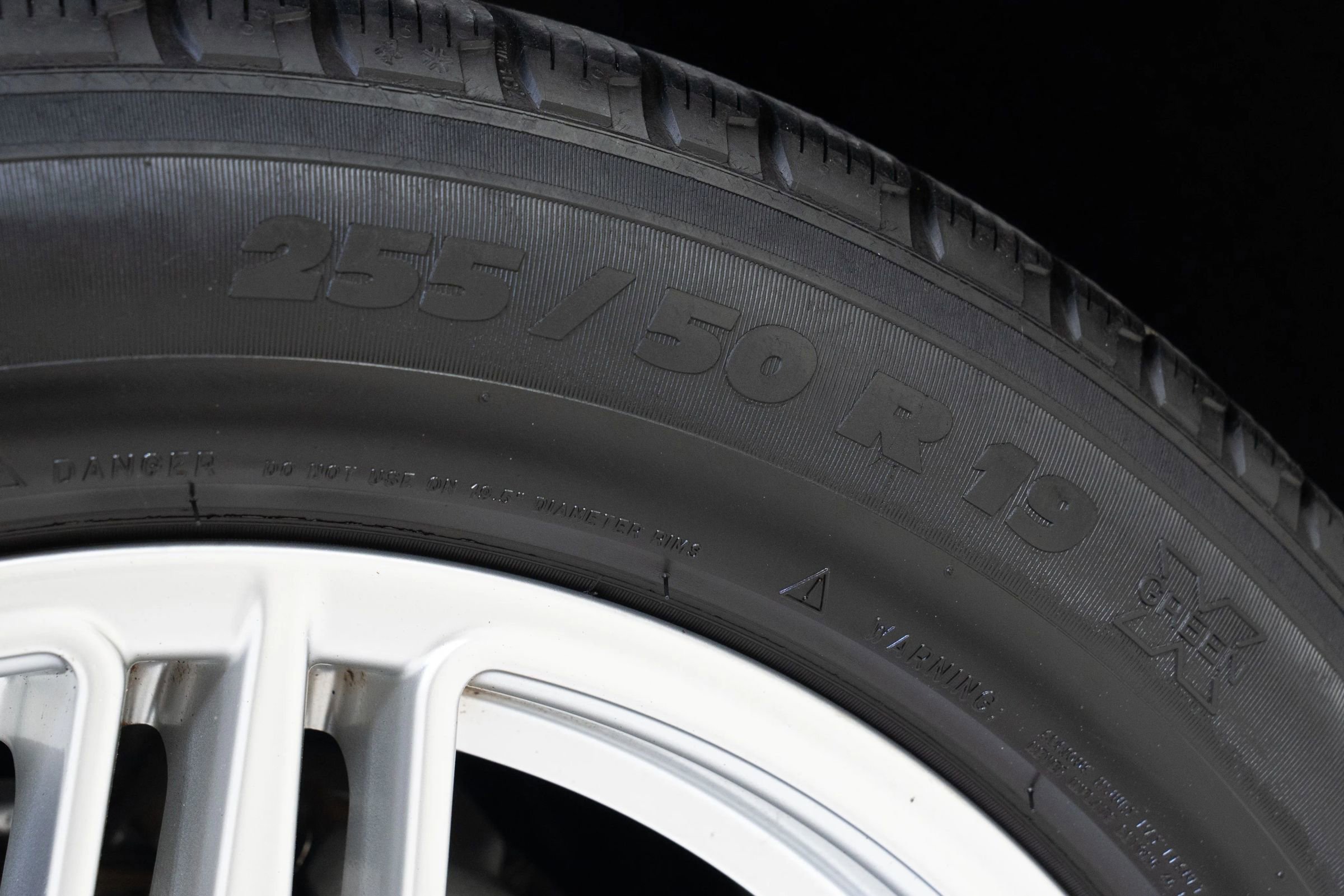 Used 2020 Porsche Macan S image 47