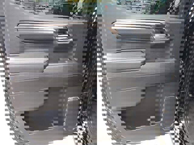 Used 2023 Chevrolet Silverado 1500 LT image 18