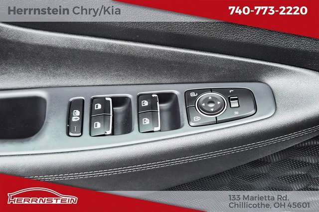 Used 2023 Hyundai Santa Fe SEL image 17