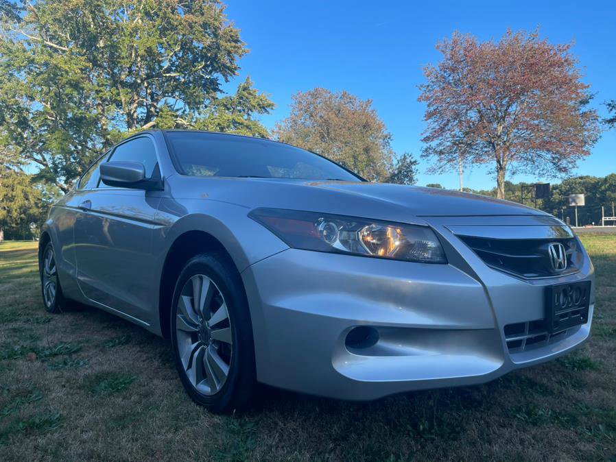 Used 2011 Honda Accord LX-S image 2