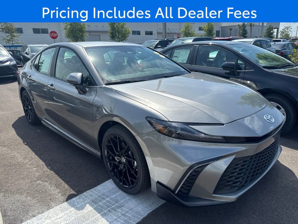 New 2026 Toyota Camry SE FWD image 3