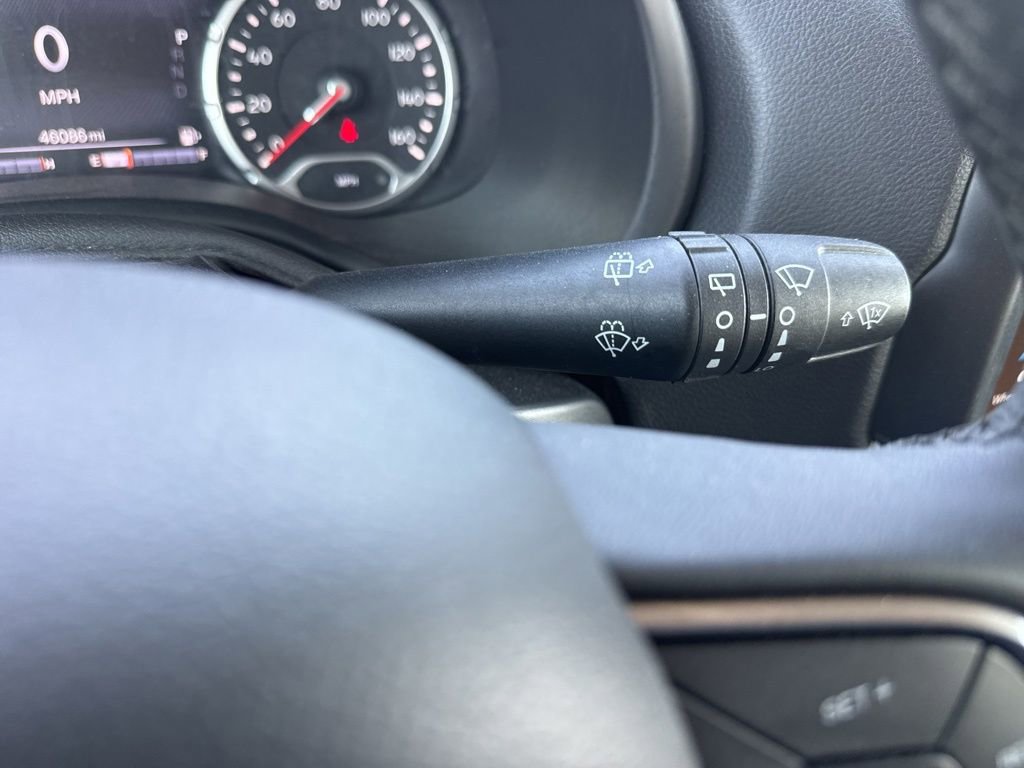 Used 2022 Jeep Renegade Latitude image 24