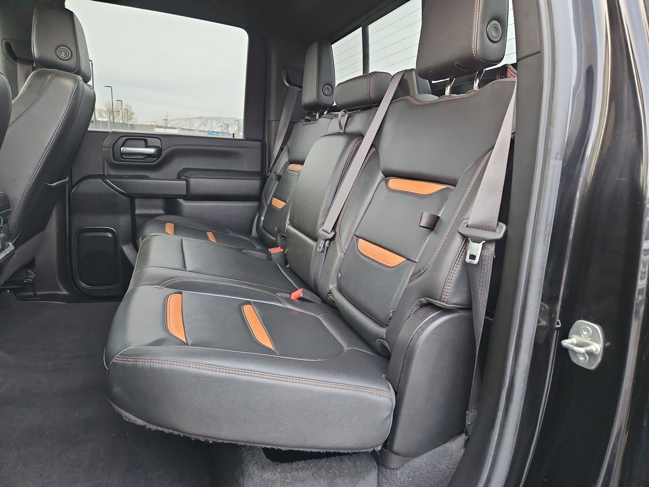 Used 2021 GMC Sierra 2500 AT4 w/ AT4 Premium Plus Package image 30