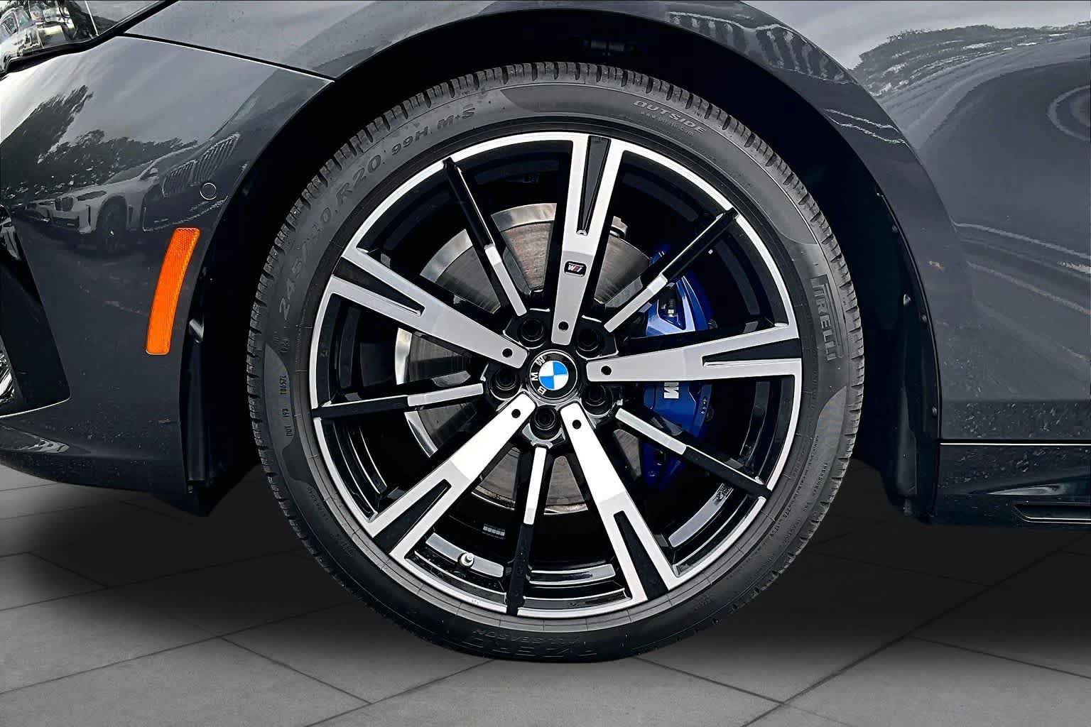 Certified 2026 BMW 530i w/ Executive Package RWD image 11