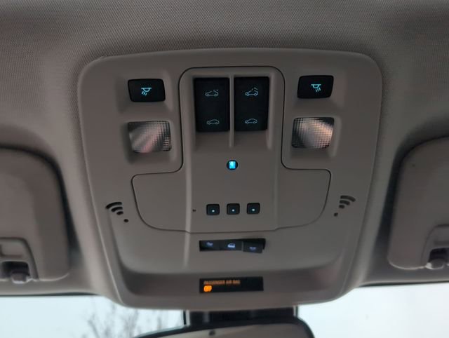 Used 2015 Chevrolet Malibu LT w/ Power Convenience Package image 9