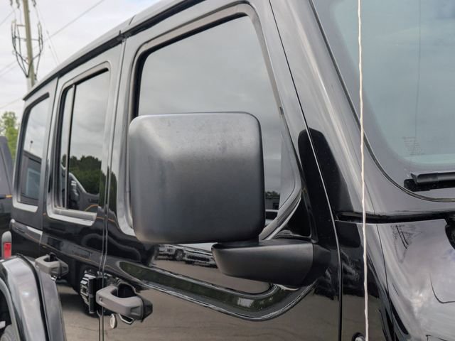 Used 2023 Jeep Wrangler Unlimited Sahara AWD/4WD image 13