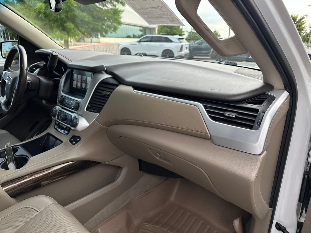 Used 2020 GMC Yukon XL SLT w/ Premium Edition RWD image 44