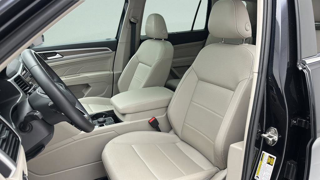 Used 2023 Volkswagen Atlas SEL AWD/4WD image 17