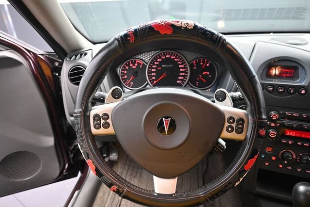 Used 2005 Pontiac Grand Prix GXP w/ Premium Audio Package FWD image 18