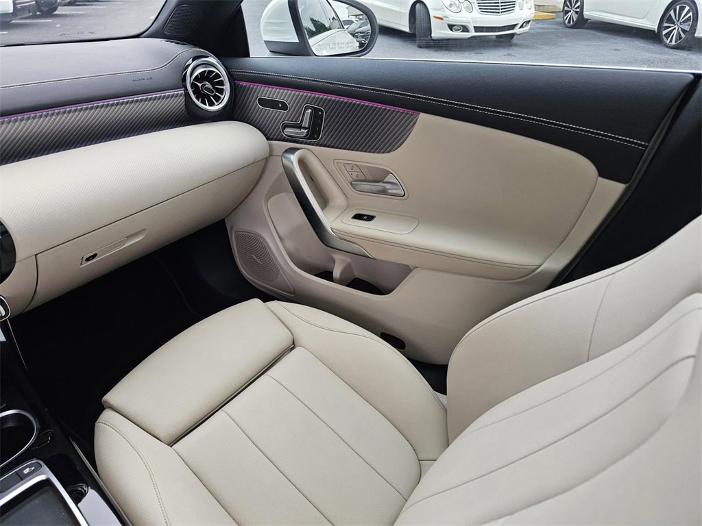 Certified 2025 Mercedes-Benz CLA 250 image 29
