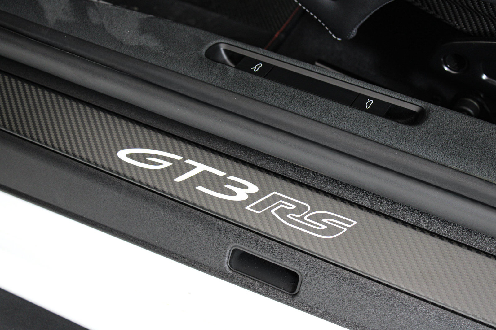 Used 2024 Porsche 911 GT3 RS RWD image 32