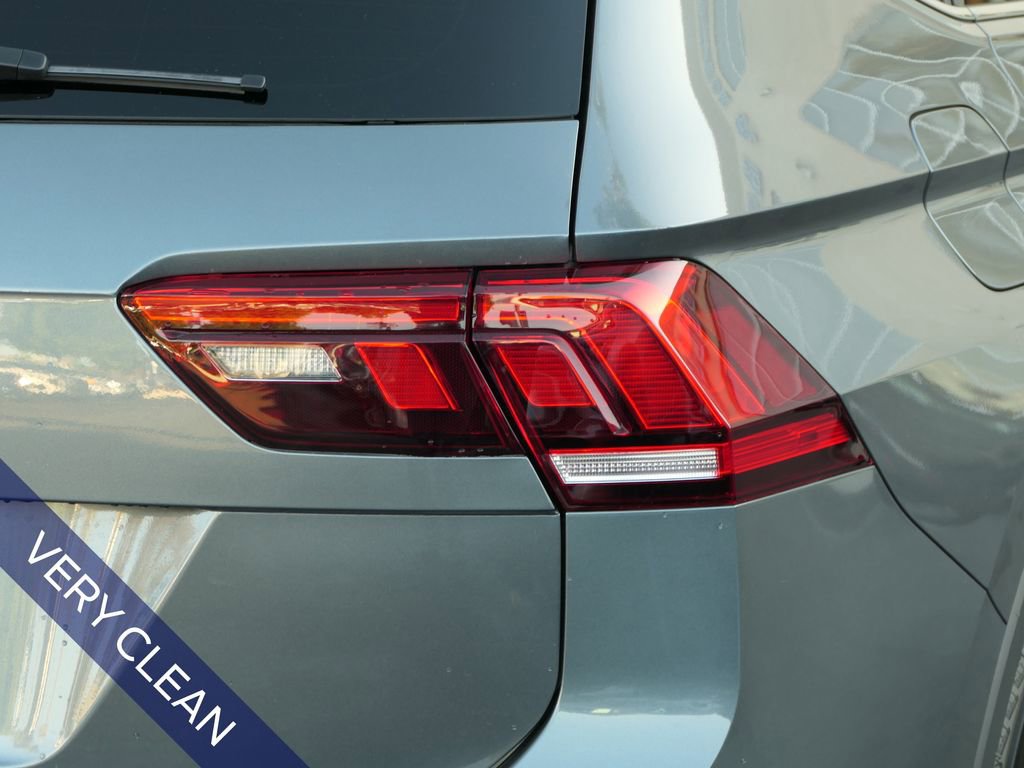 Used 2022 Volkswagen Tiguan SE image 4