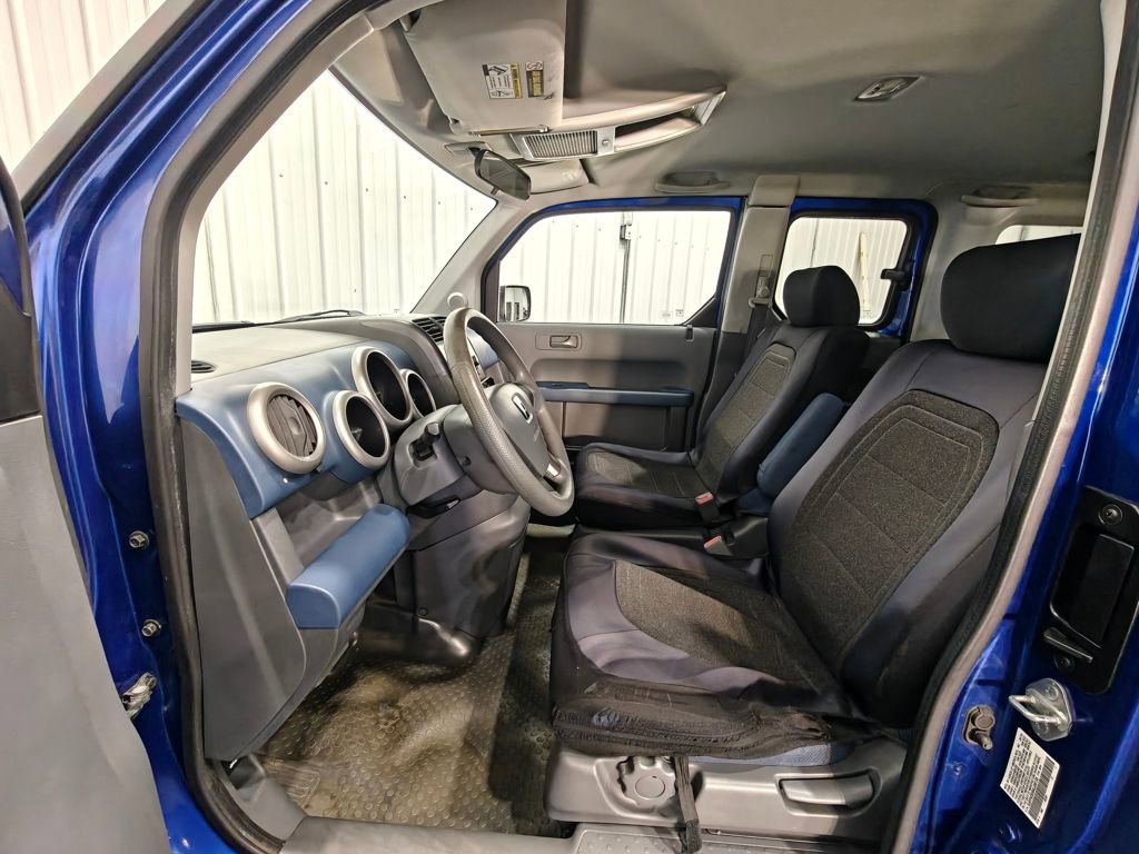 Used 2004 Honda Element EX image 23