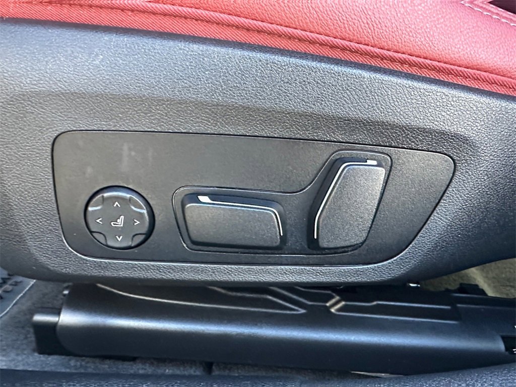 Used 2024 BMW i4 eDrive40 w/ Premium Package image 10