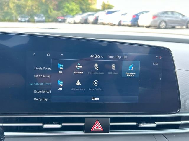 Used 2025 Hyundai Elantra SEL image 29