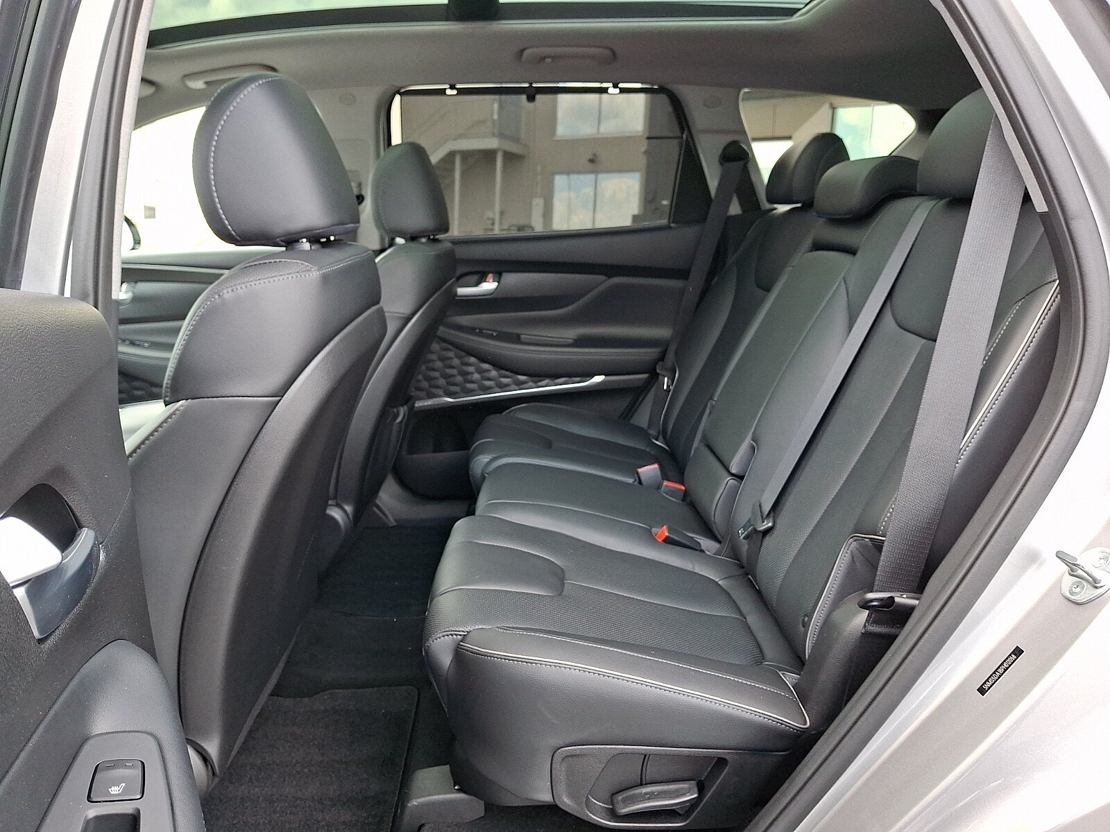 Certified 2023 Hyundai Santa Fe Limited AWD/4WD image 11