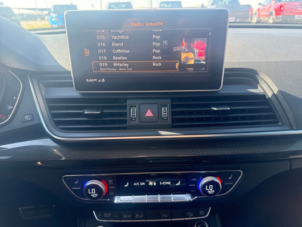 Used 2018 Audi SQ5 Premium Plus AWD/4WD image 18