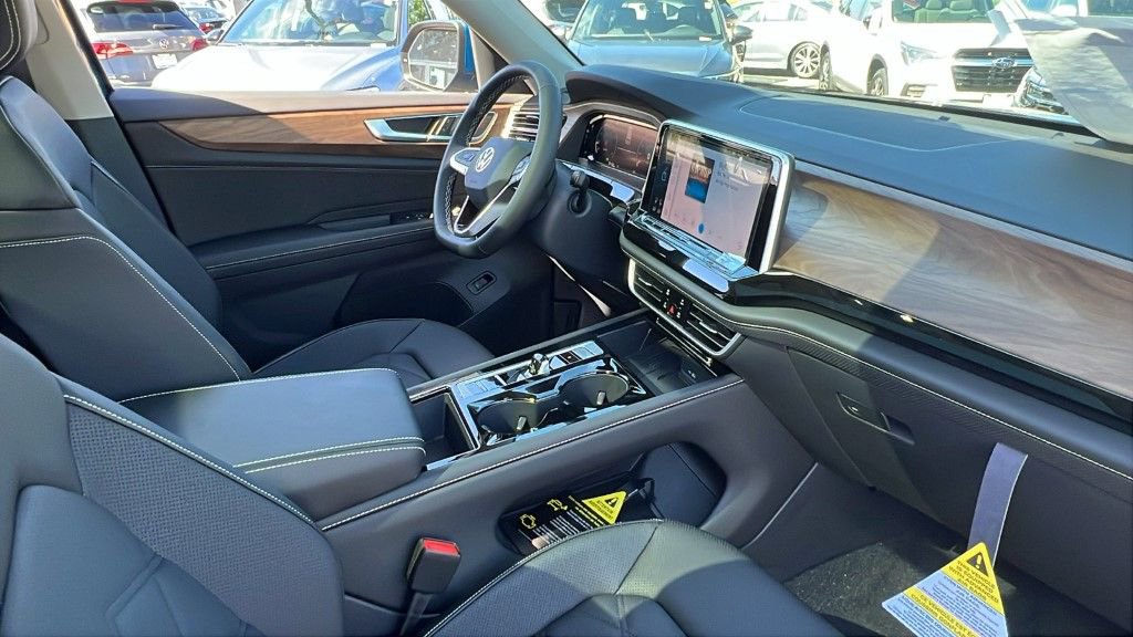 New 2026 Volkswagen Atlas SE image 9