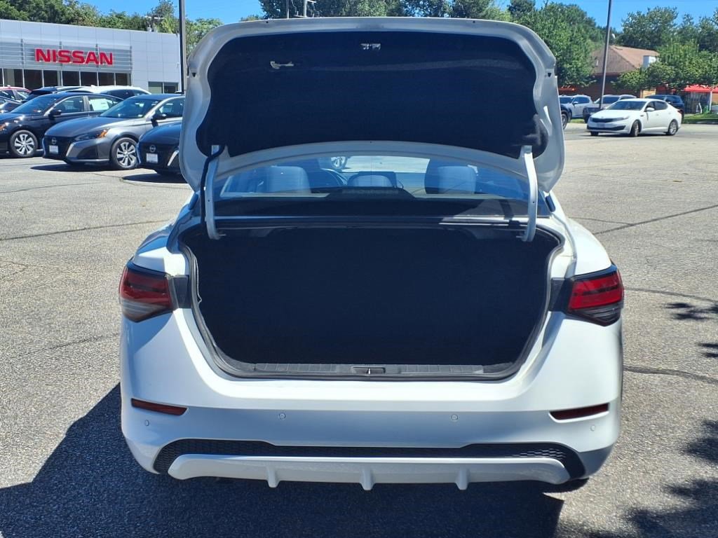 Used 2022 Nissan Sentra SV image 7