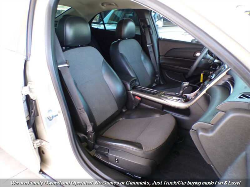 Used 2013 Chevrolet Malibu LT FWD image 26