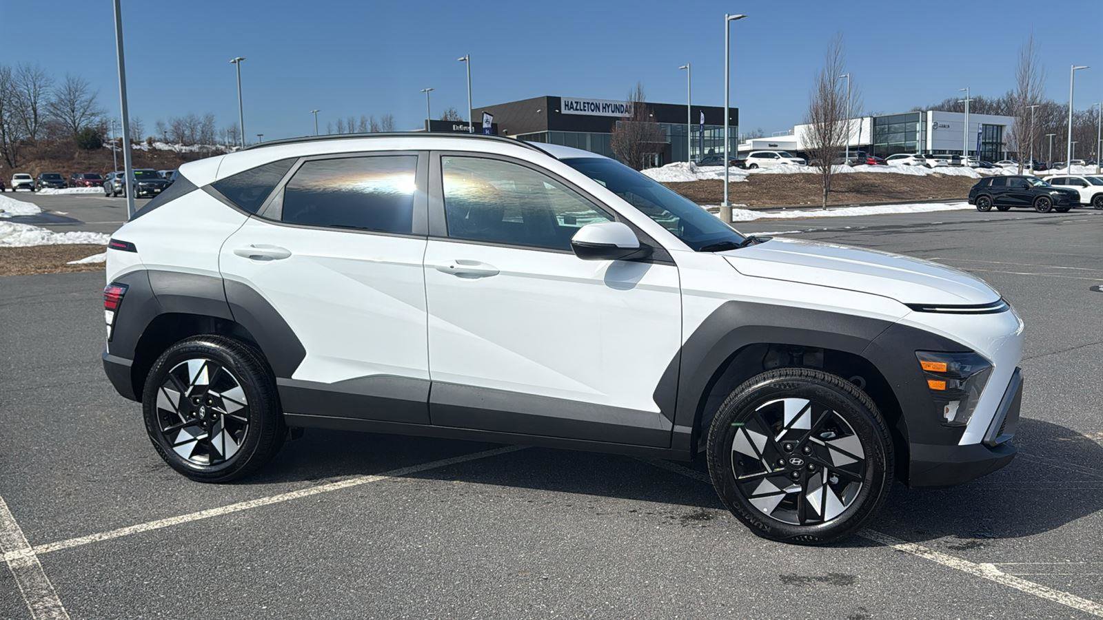 Certified 2024 Hyundai Kona SEL image 3