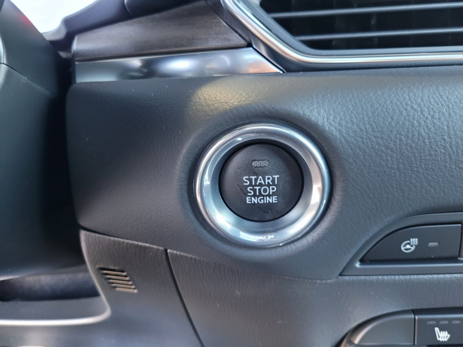 New 2025 MAZDA CX-5 Signature image 30