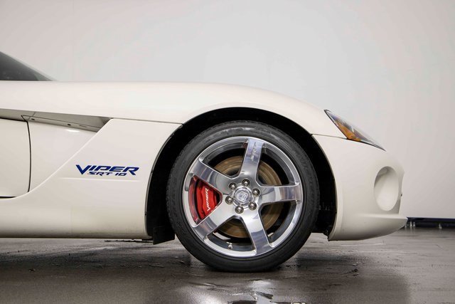 Used 2006 Dodge Viper SRT-10 w/ VOI9 Edition image 10