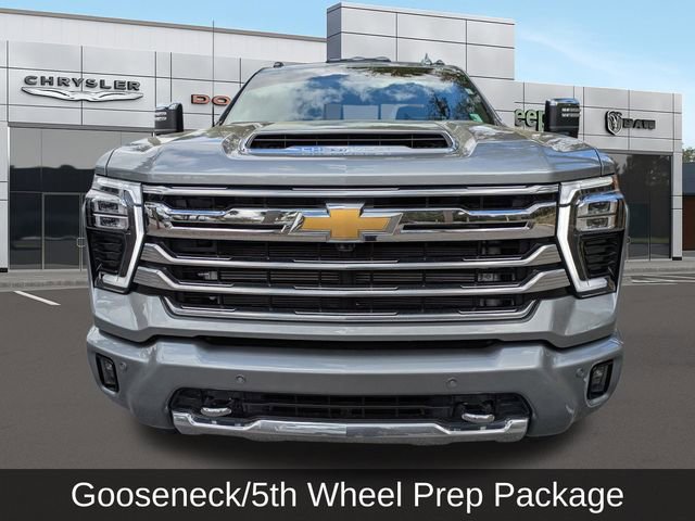 Used 2025 Chevrolet Silverado 3500 High Country w/ High Country Premium Package image 10