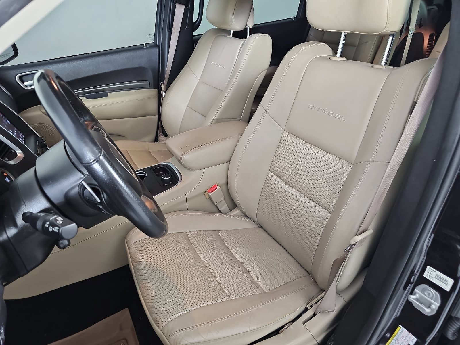 Used 2018 Dodge Durango Citadel w/ Technology Group AWD/4WD image 14