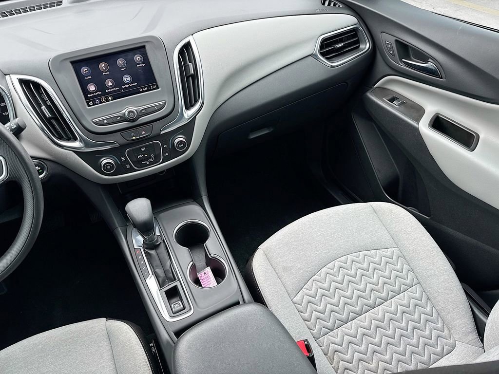 Used 2023 Chevrolet Equinox LS image 28
