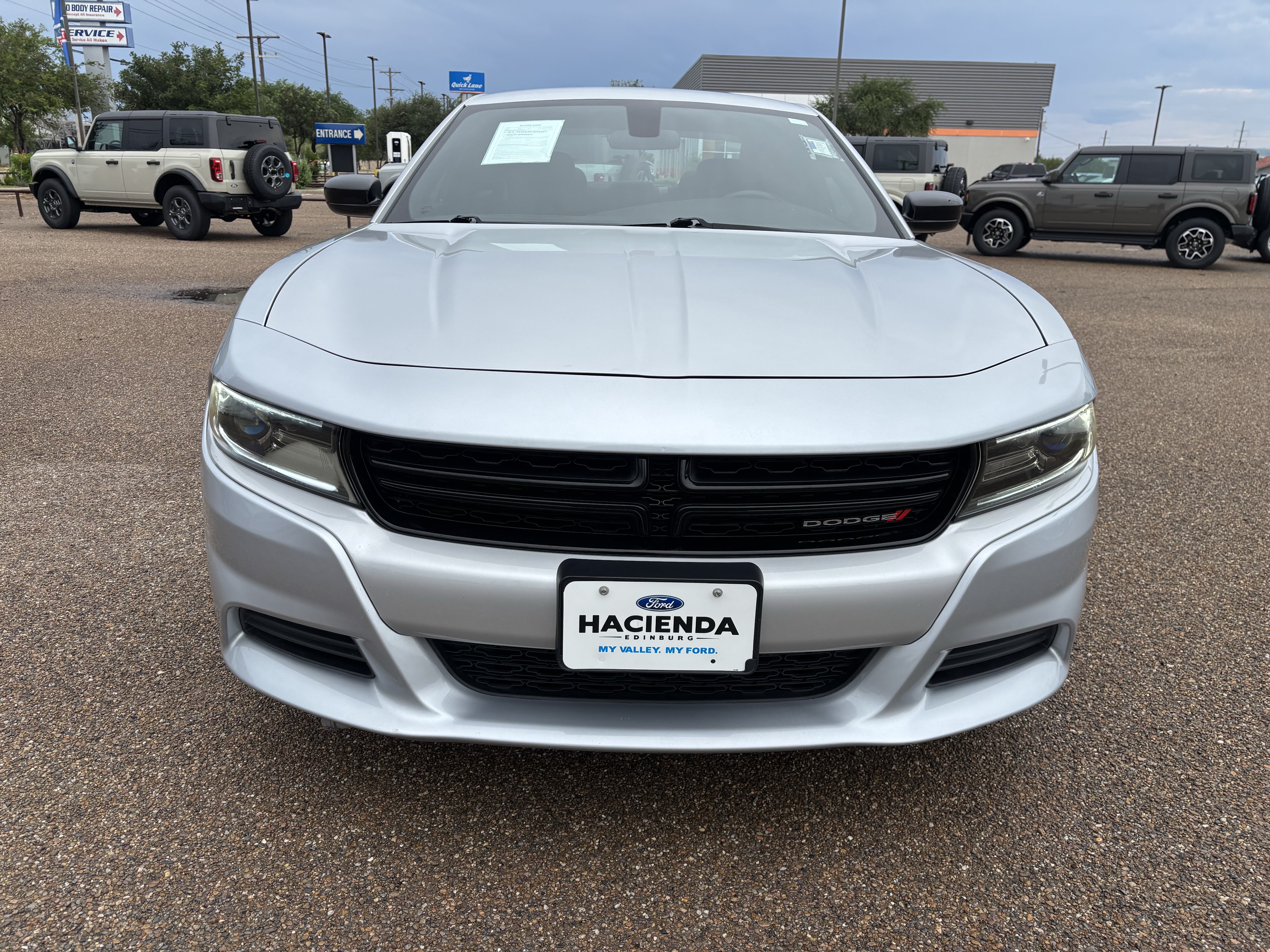 Used 2023 Dodge Charger SXT RWD image 6
