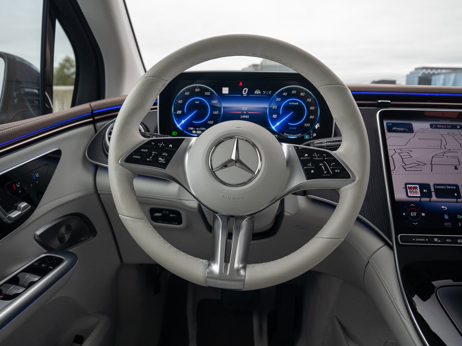Certified 2023 Mercedes-Benz EQE 350+ 4MATIC SUV image 24