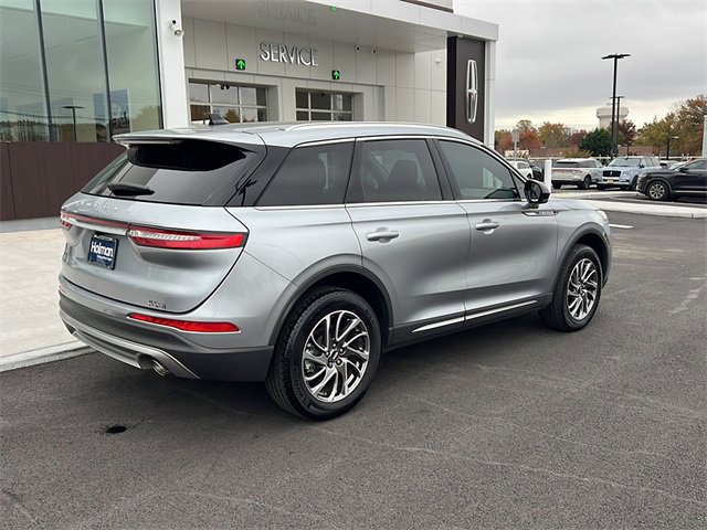 Certified 2022 Lincoln Corsair FWD w/ Equipment Group 101A image 10