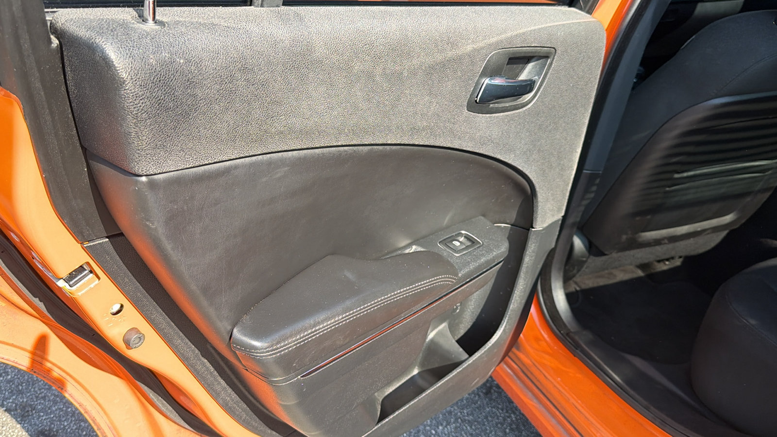 Used 2014 Dodge Charger SXT RWD image 23