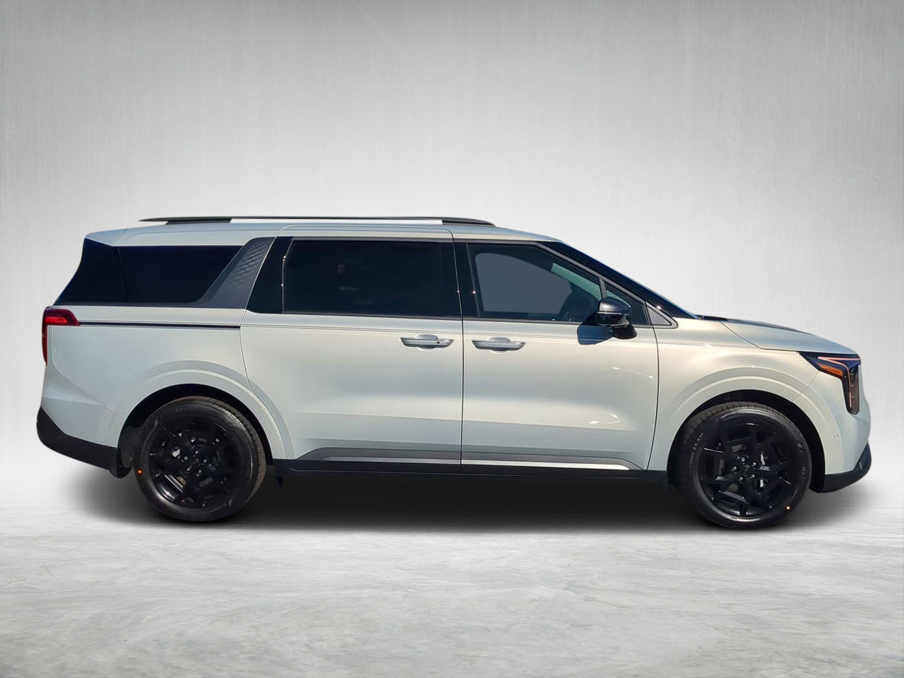 New 2026 Kia Carnival SX image 2