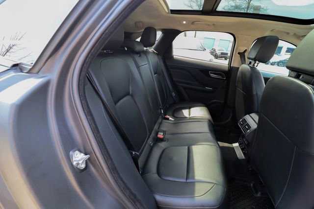 Used 2020 Jaguar F-PACE Premium image 51